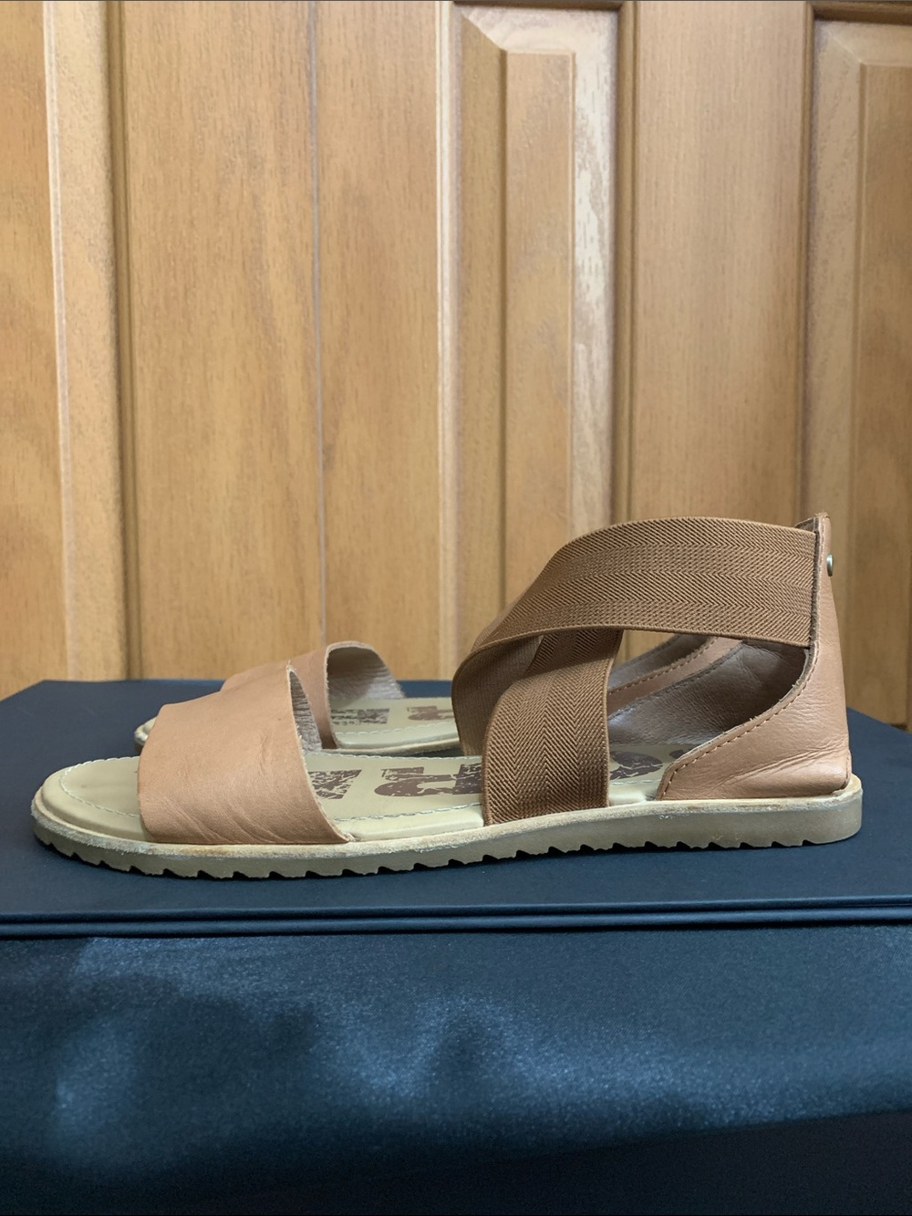Sorel Ella Sandal in camel brown size 7.5 - Picture 3 of 8